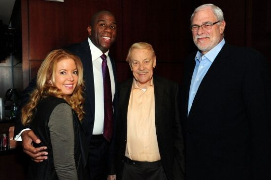 了其卓越的 了其卓越的