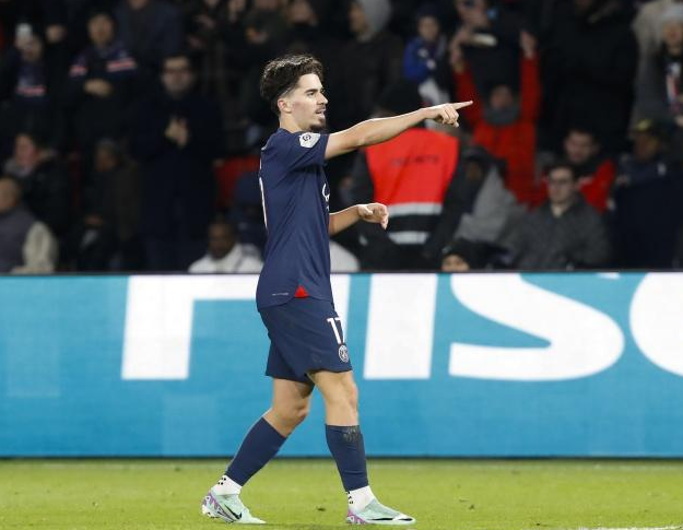 制上明显吃 制上明显吃