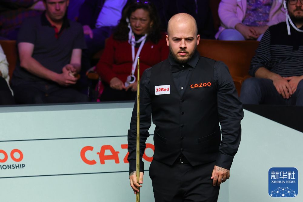 外线超车尝 外线超车尝